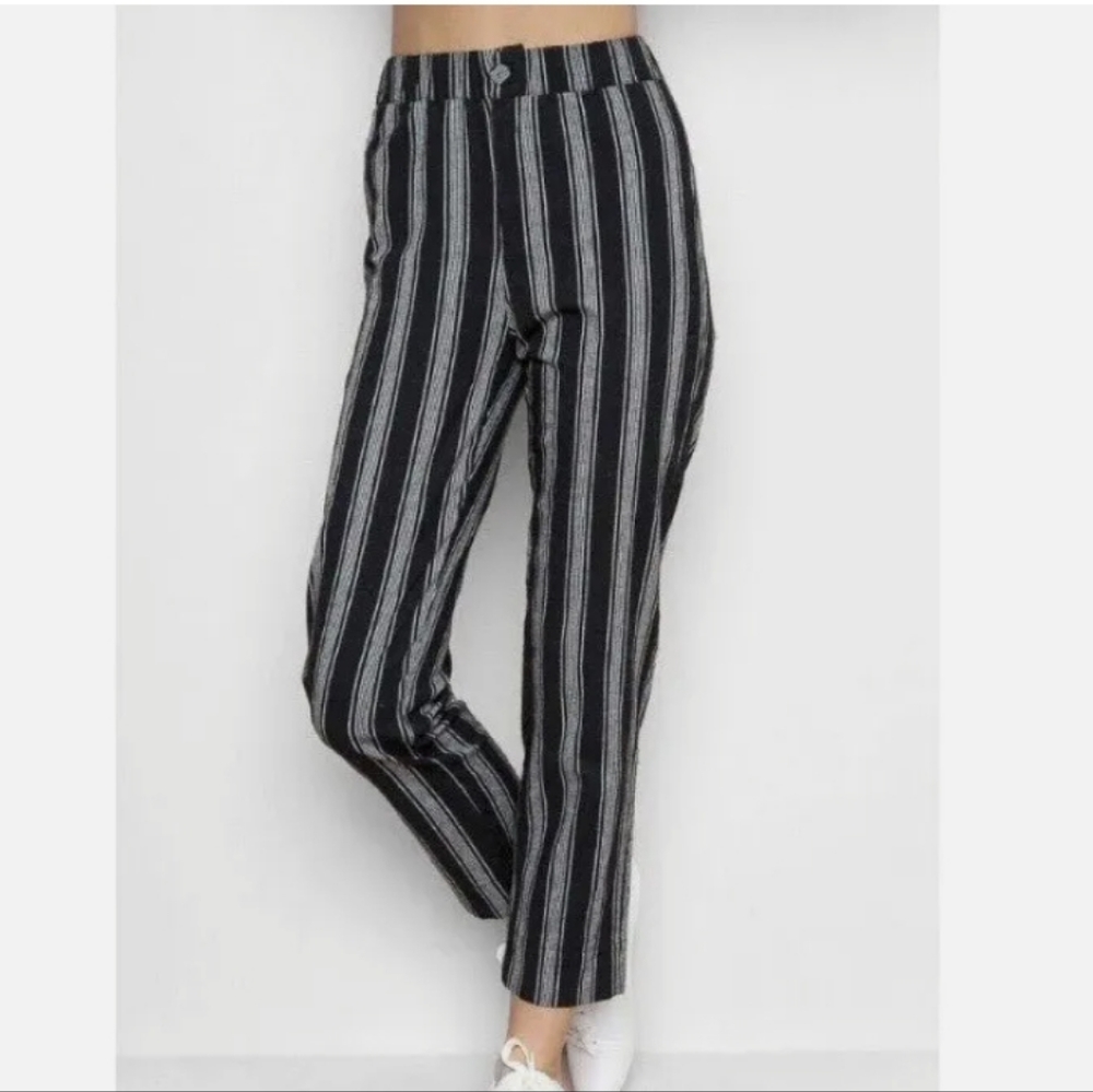 STUNNING BRANDY MELVILLE PINSTRIPED COTTON PANTS